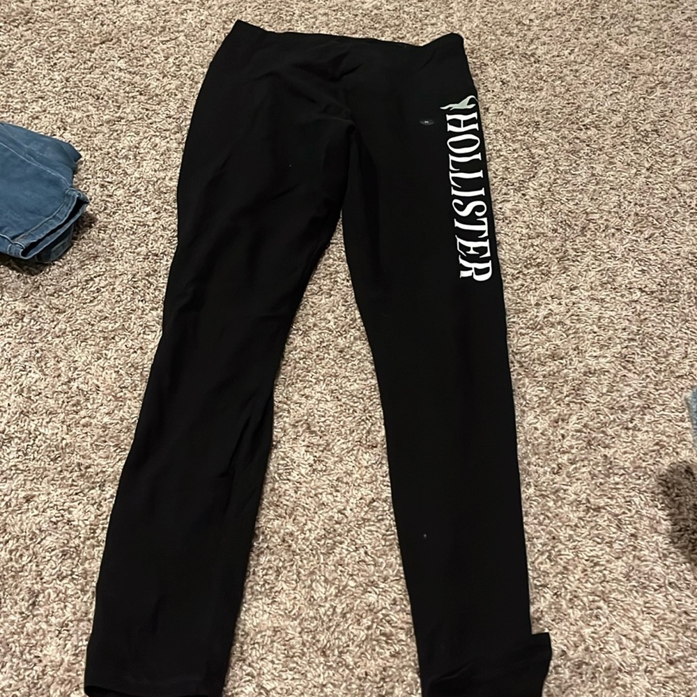 Hollister black leggings, Ultra High-Rise